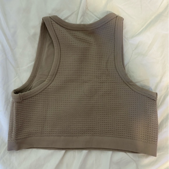 Beige crop top - Picture 2 of 3